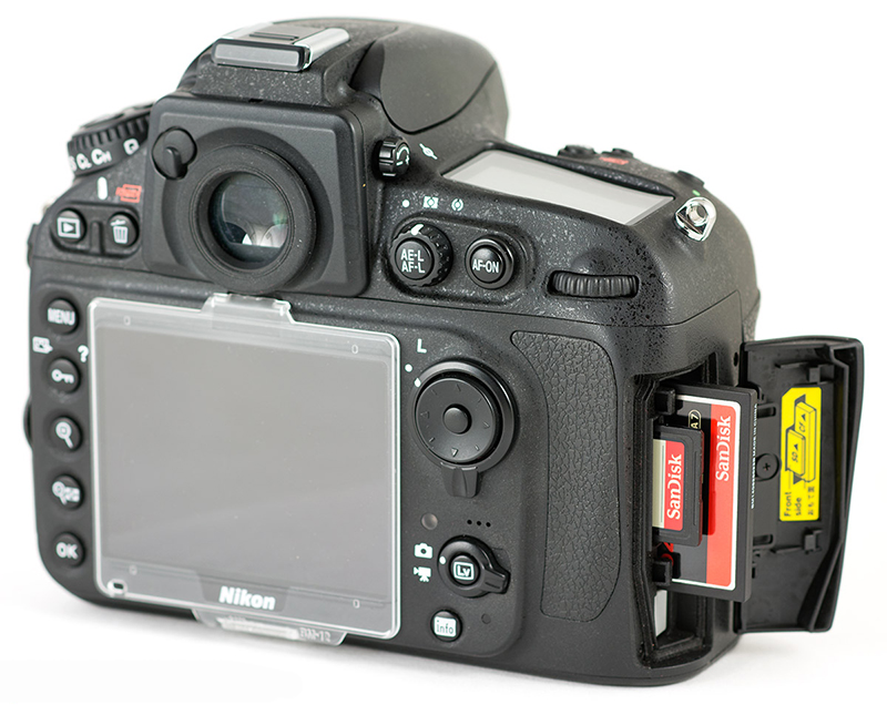 nikon-d800-camera-card-slots